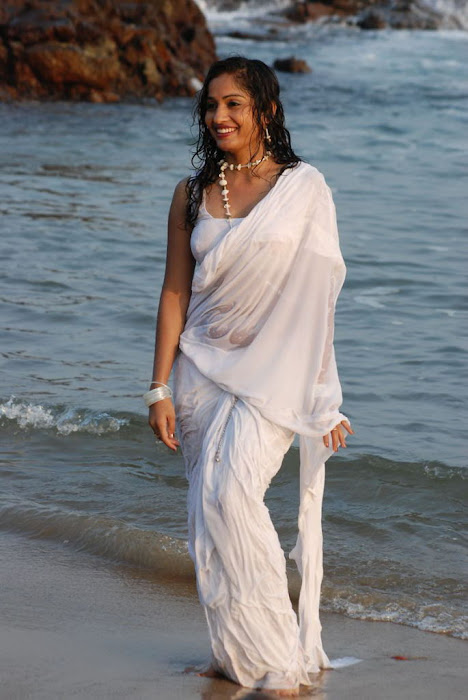 madhavi latha new beach unseen pics